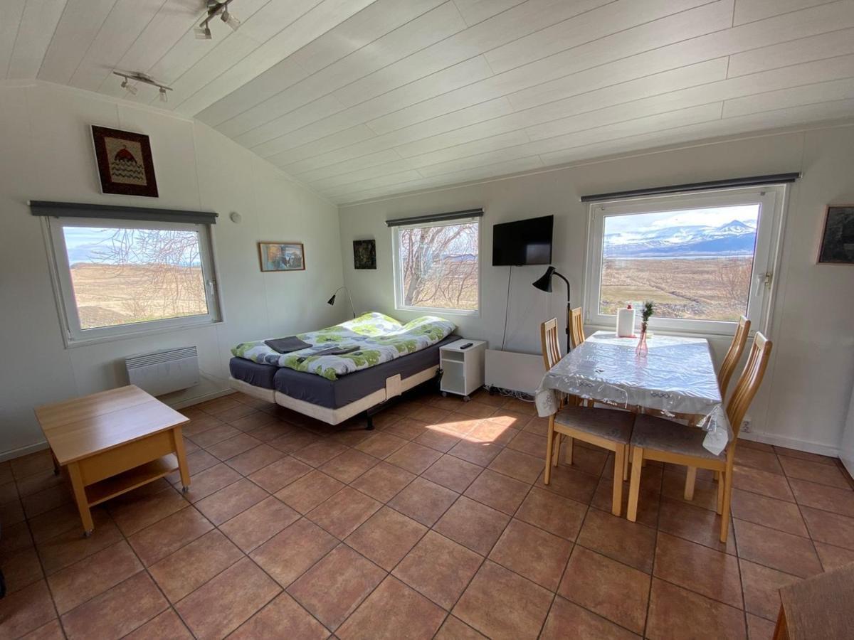 Laekjarkot Rooms And Cottages With Kitchen Боргарнес Экстерьер фото